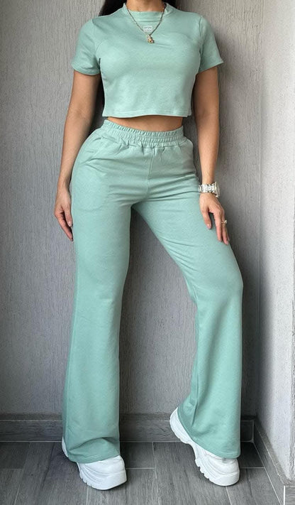 Hermoso  Conjunto de Manga 🌸 Alo 🌸Bota campana  🌸Todo en burda  🌸Talla única😍💕