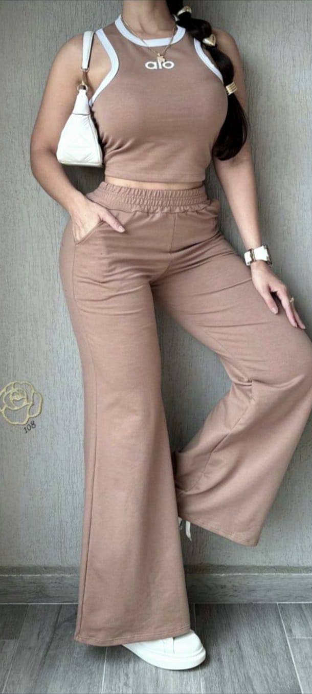 😍 Nueva Colección  Conjunto 2 Piezas Alo Tela Burda Licrada💕❤️