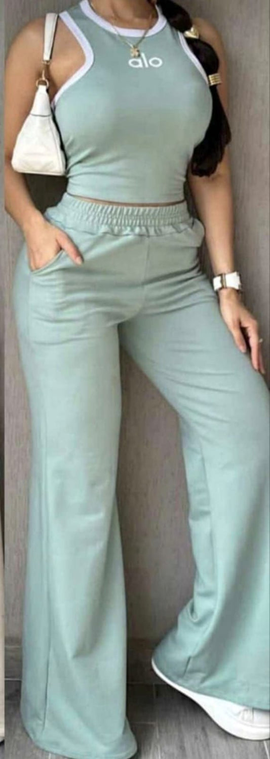 😍 Nueva Colección  Conjunto 2 Piezas Alo Tela Burda Licrada💕❤️